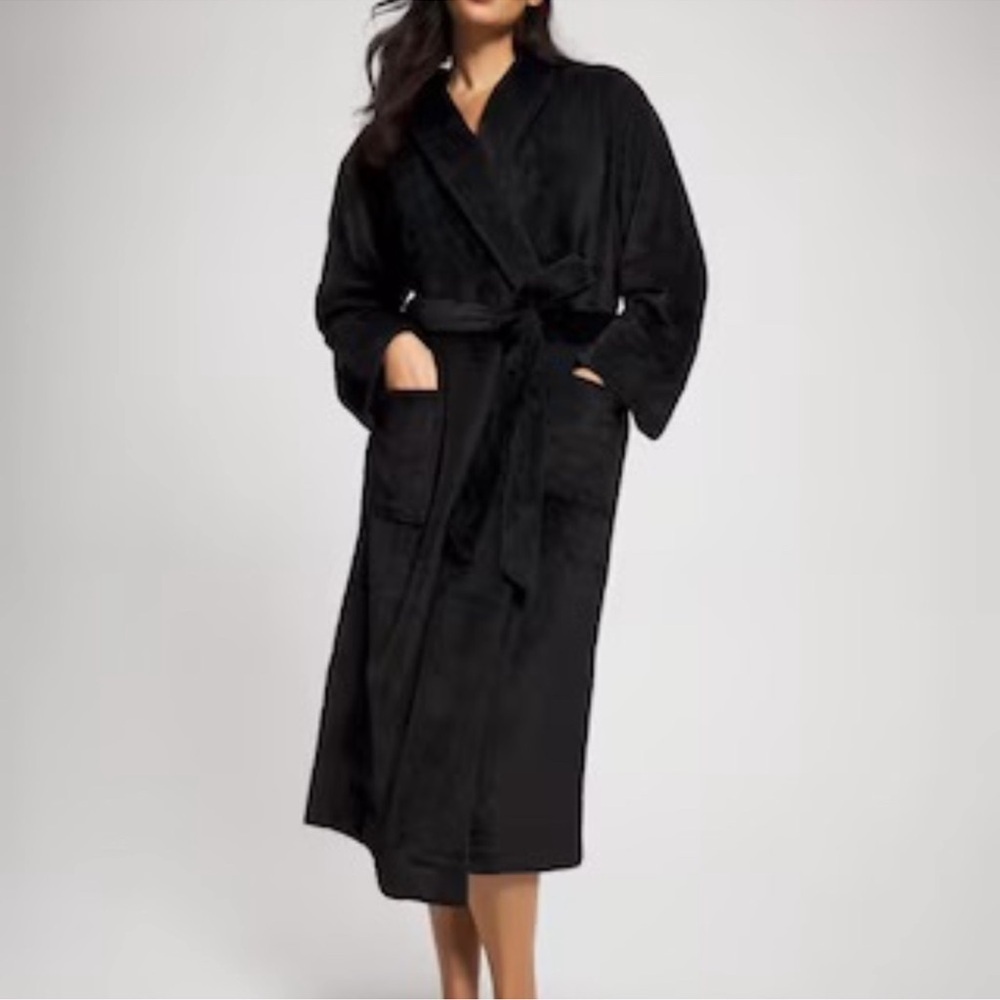 SOMA Embraceable Plush Long Robe Black S / M A415 &416